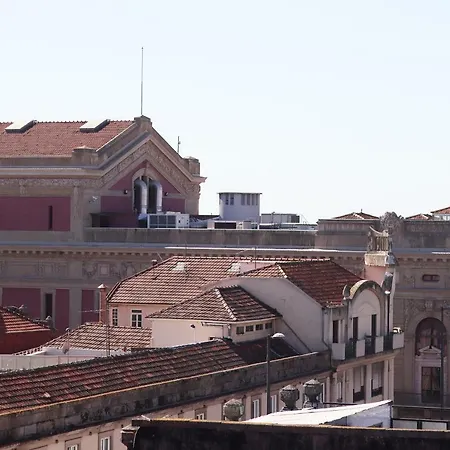 Hm - Living Batalha Square 1 *
