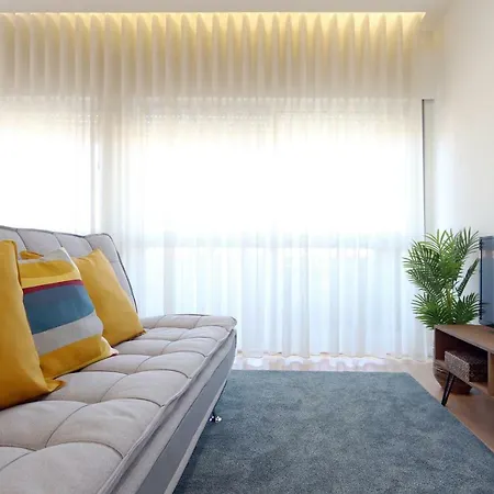 Hm - Living Batalha Square 1 Apartment