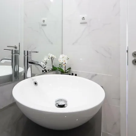 Hm - Living Batalha Square 1 Oporto